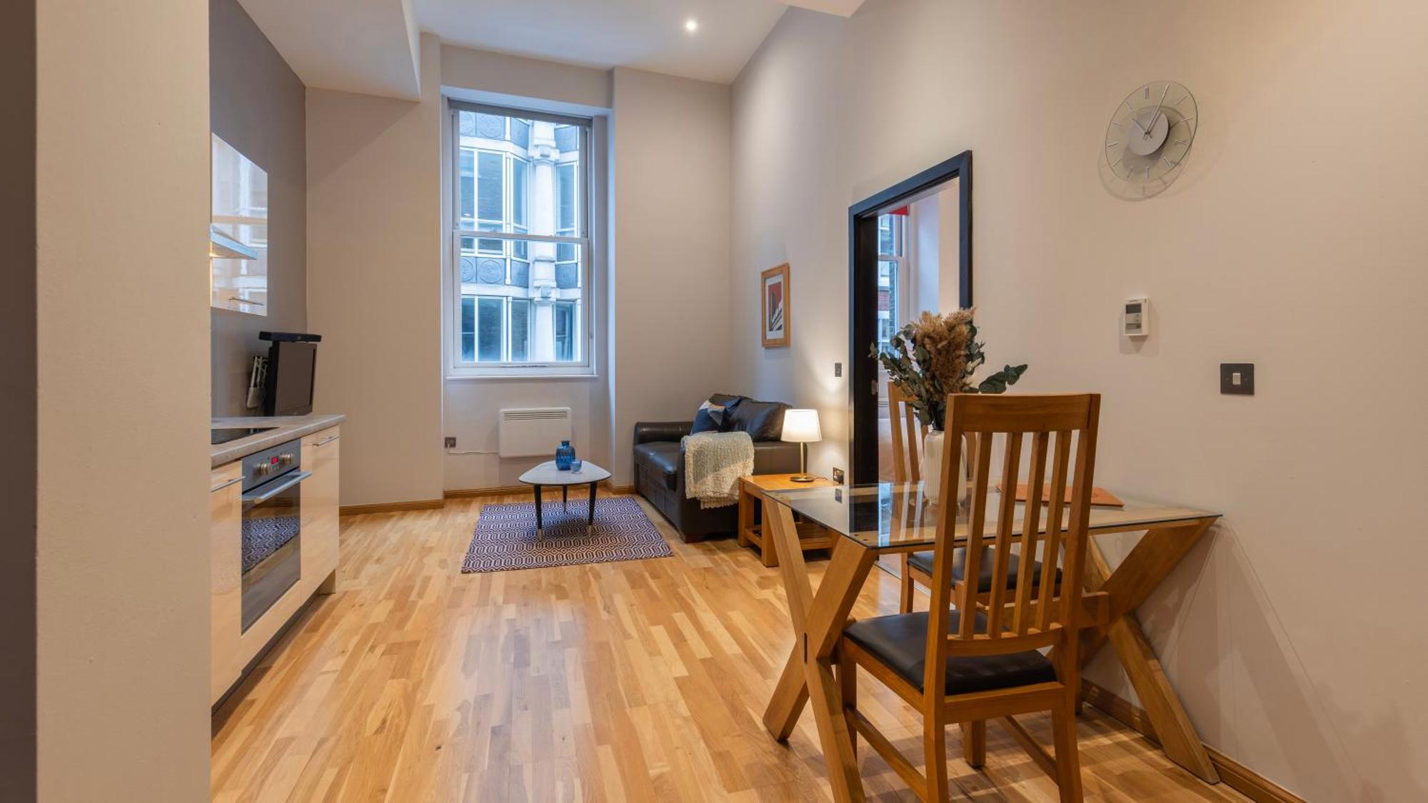 Cannon Street Serviced Apartments By Lovelystay London Bagian luar foto